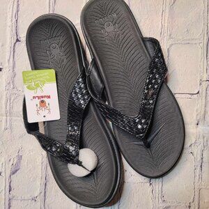 12 KuaiLu Womens Flip Flops Ladies Yoga Mat Comfortable Walking Thong Sandals‎